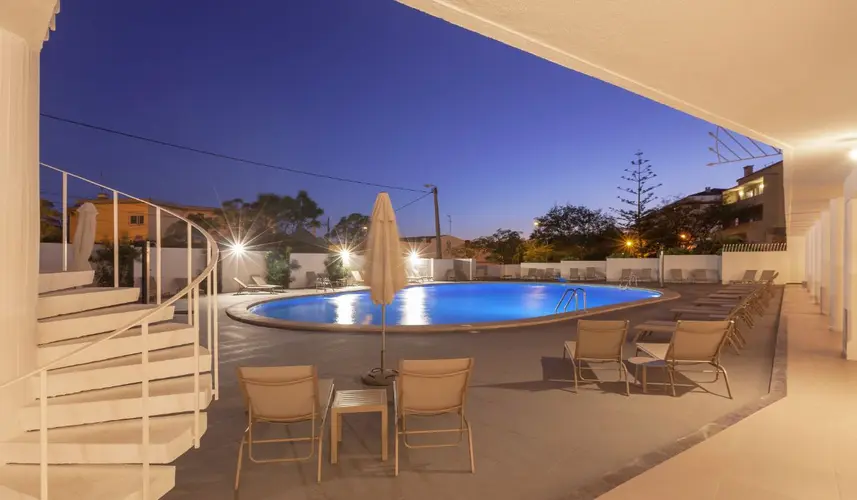 pool-night-carcavelos-b